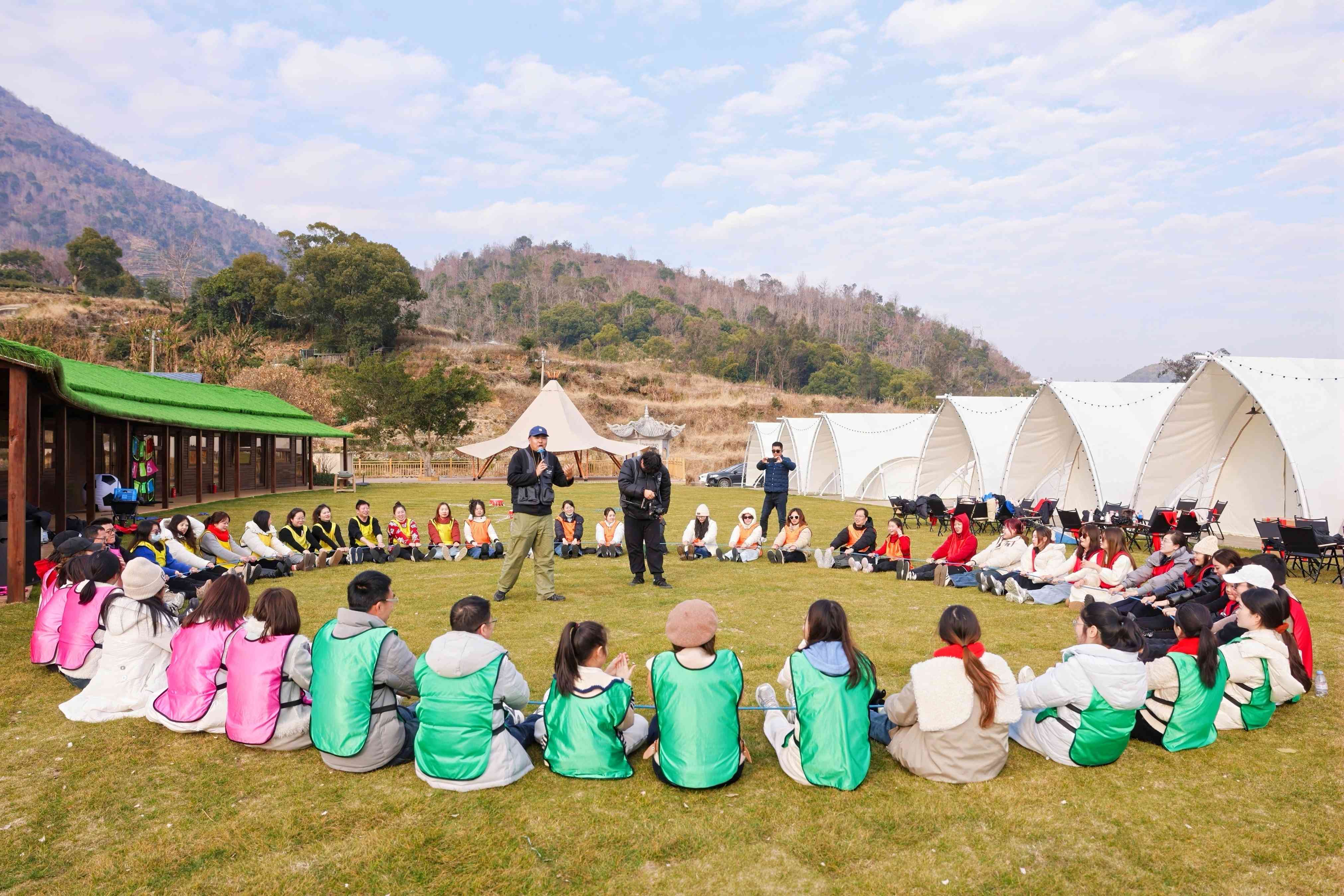 life team building